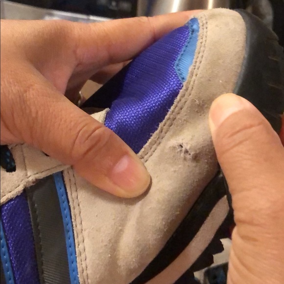 Tennis scammer - Picture 8 of 10